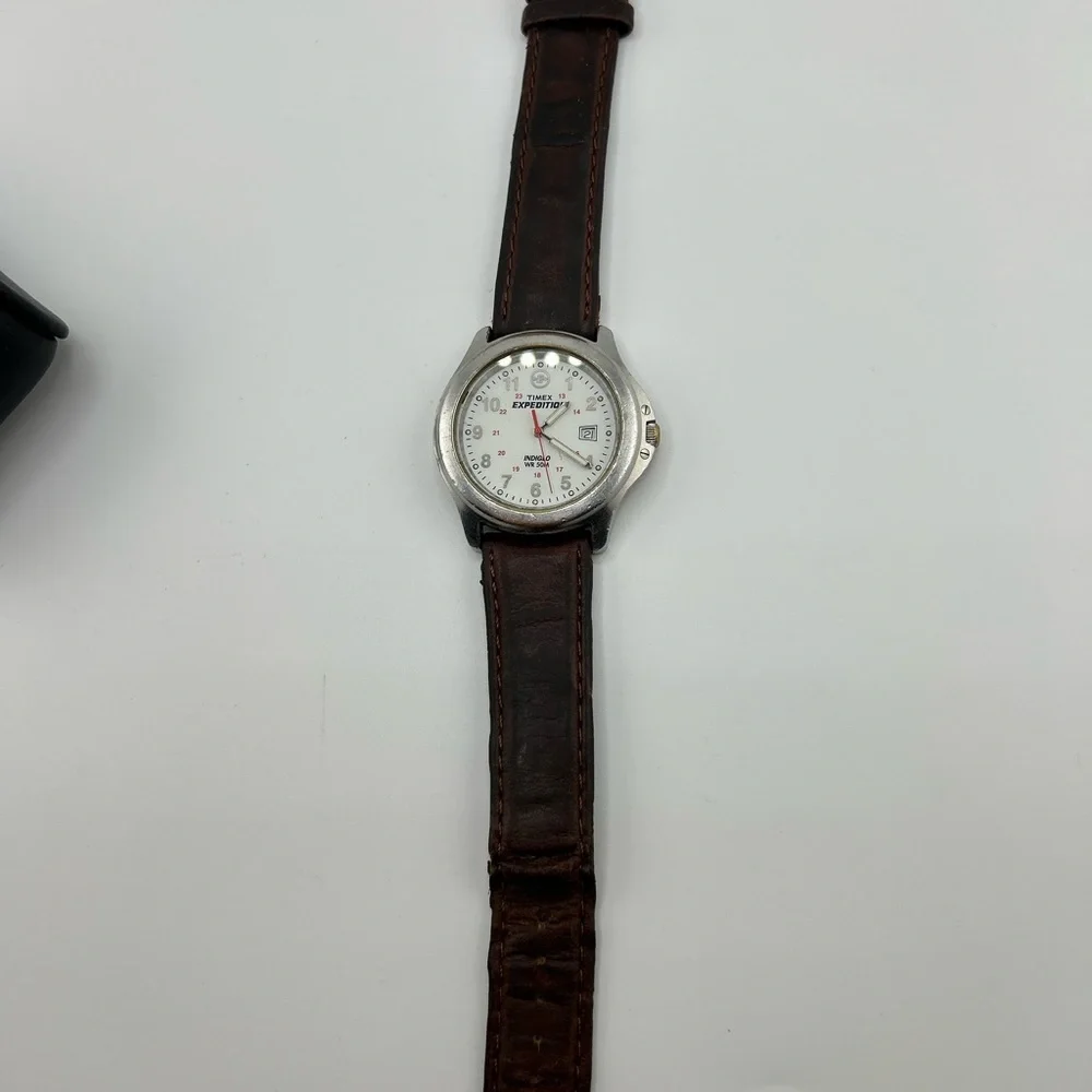 Timex Expedition Mens White Dial Indiglo Field Watch Brown Leather #574